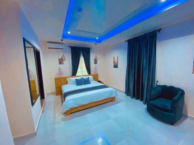 West Wing Hotel Lagos Exterior photo